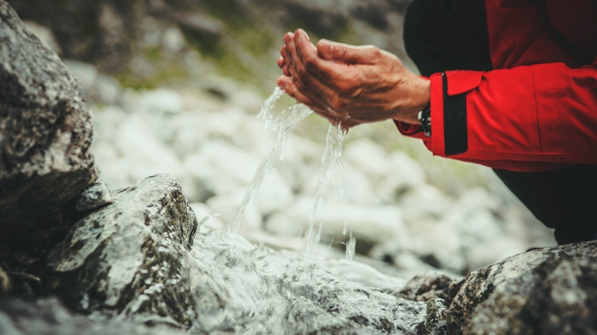 Practical tips and alternatives when access to safe drinking water is limited